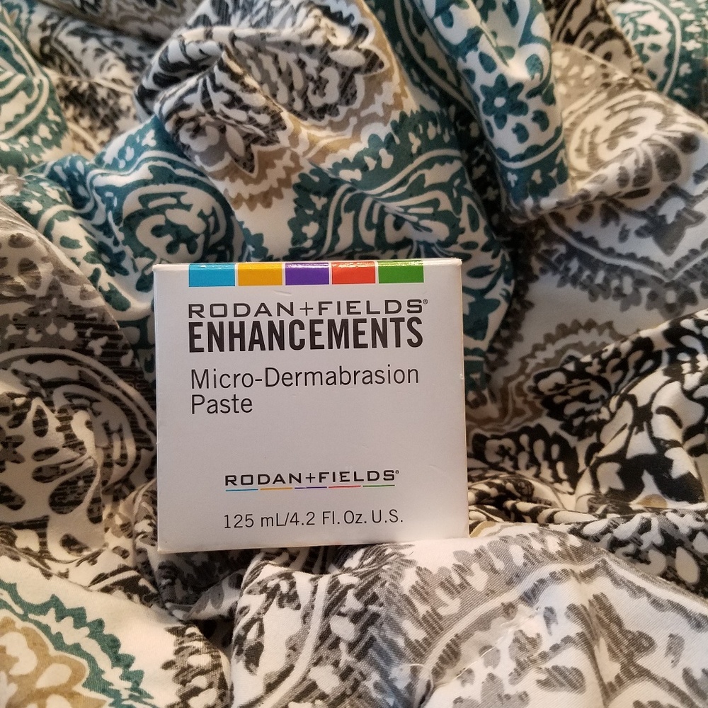 Rodan+Fields microdermabrasion paste